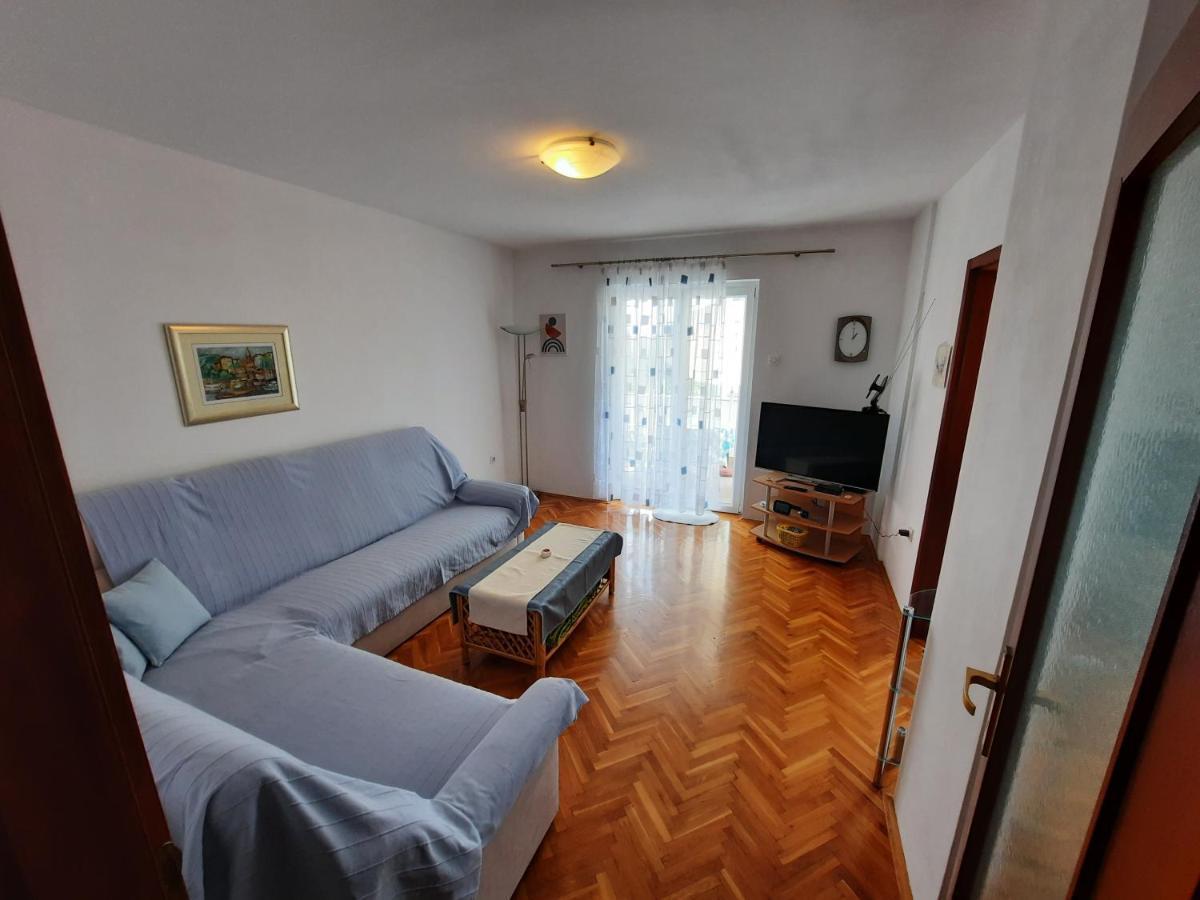 Apartman Lovran Buitenkant foto